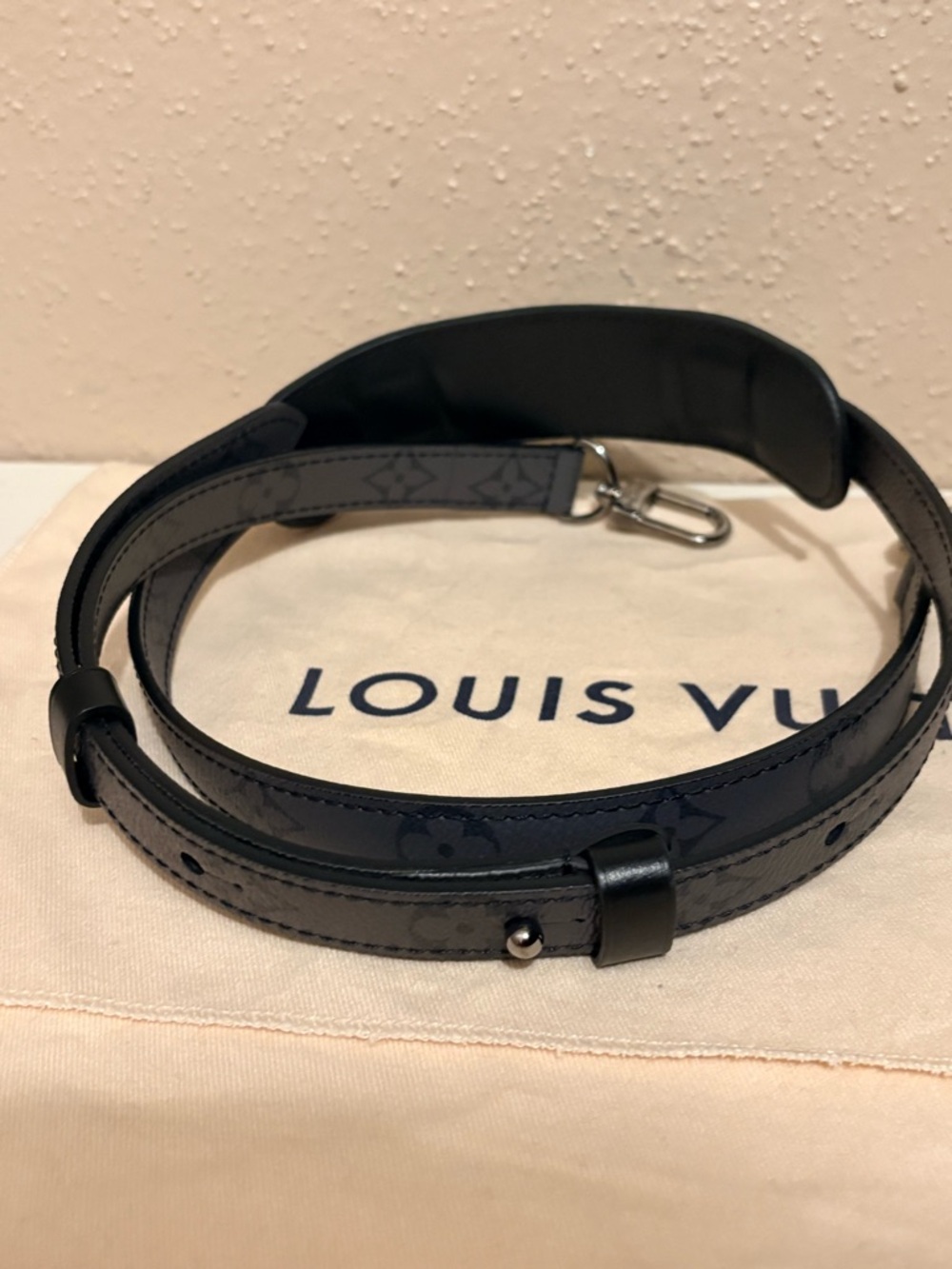 Louis Vuitton Monogram Eclipse Keepall XS - Picture 11 of 16